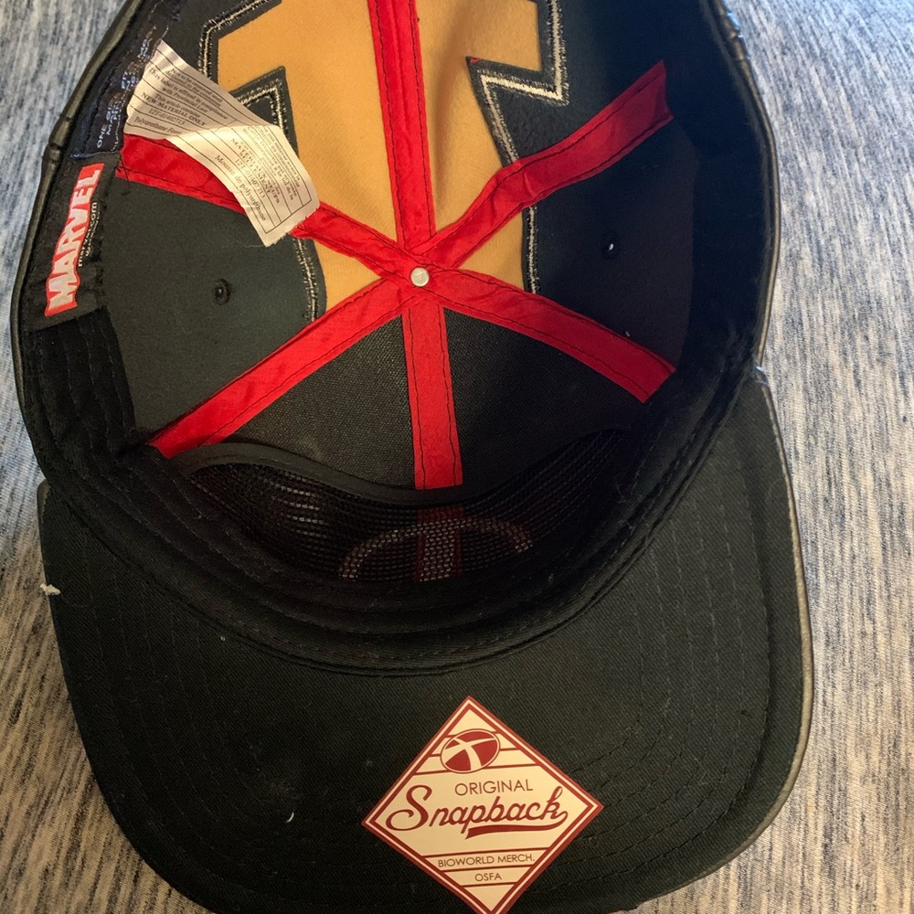 Deadpool hat